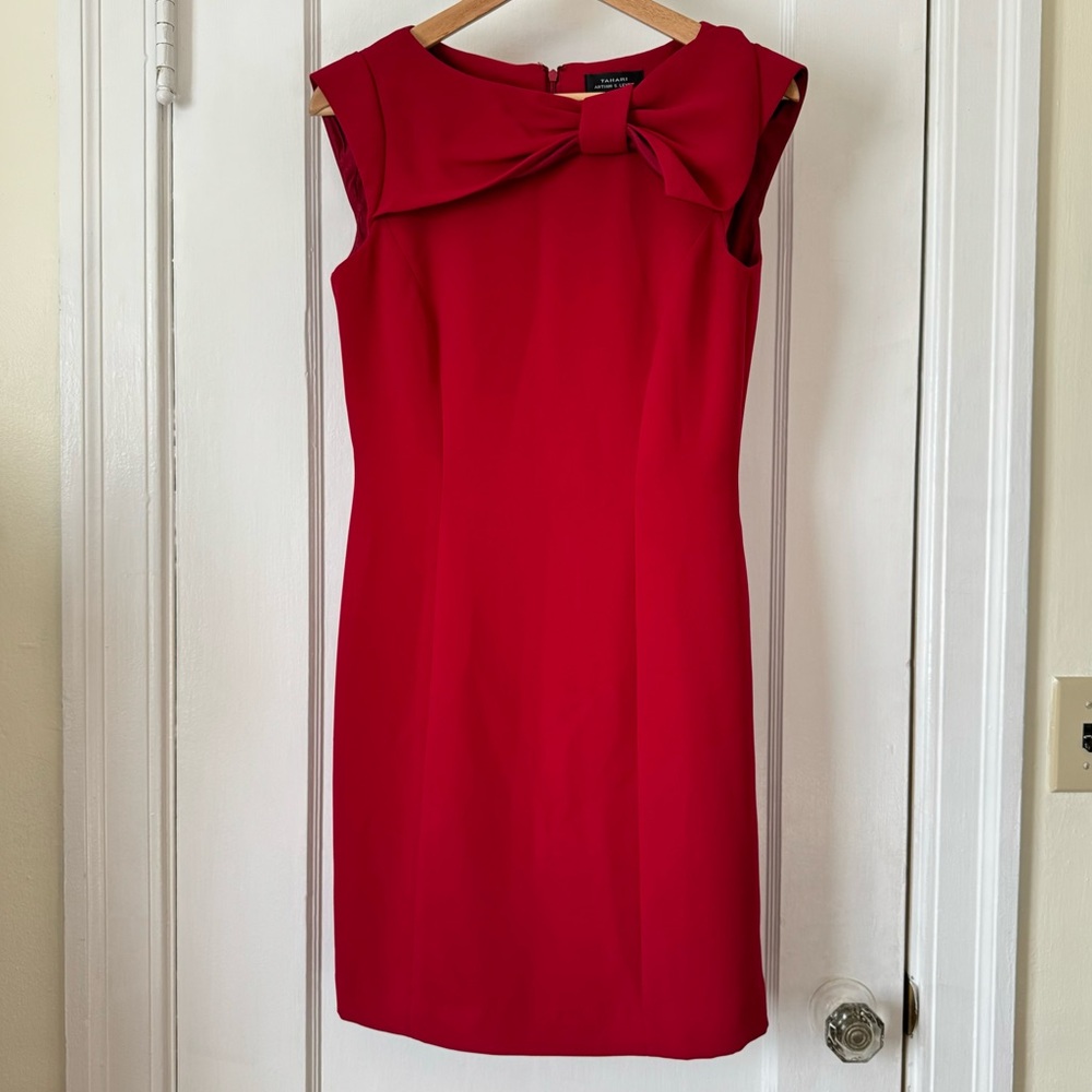 Tahari ASL Arthur S. Levine Holiday Red Bow Shift Dress - Picture 9 of 9